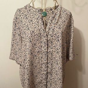 Great light weight blouse.  New without tags